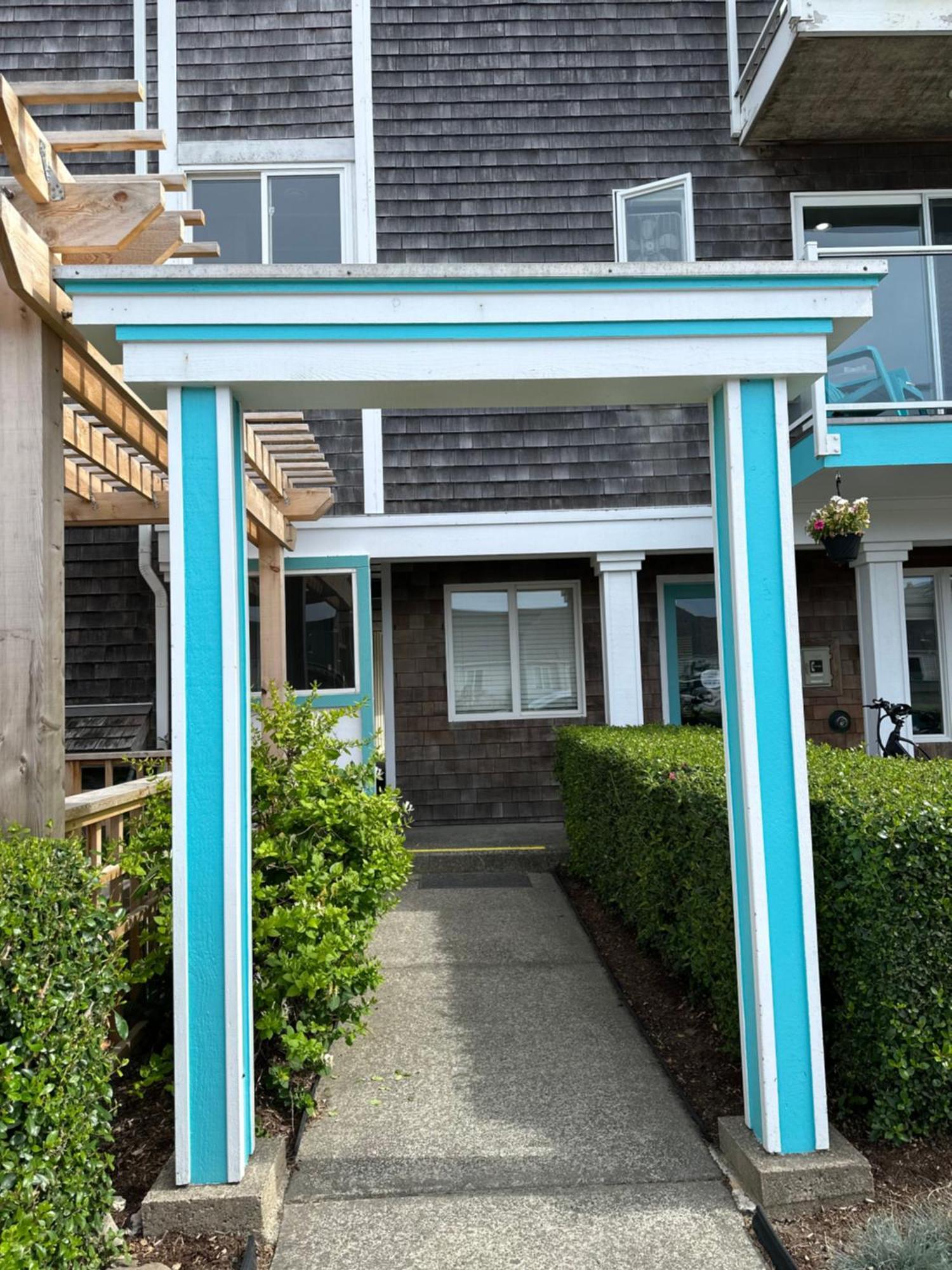 Inn At The Shore Seaside Exterior photo