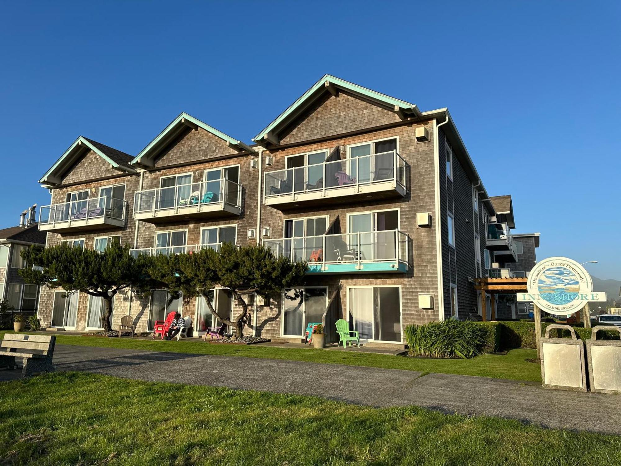 Inn At The Shore Seaside Exterior photo