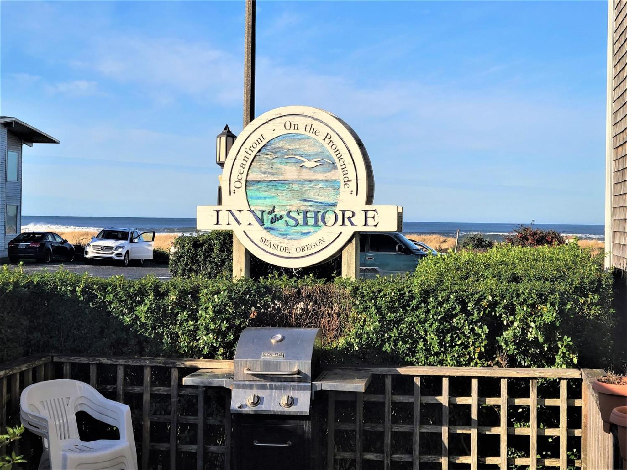 Inn At The Shore Seaside Exterior photo