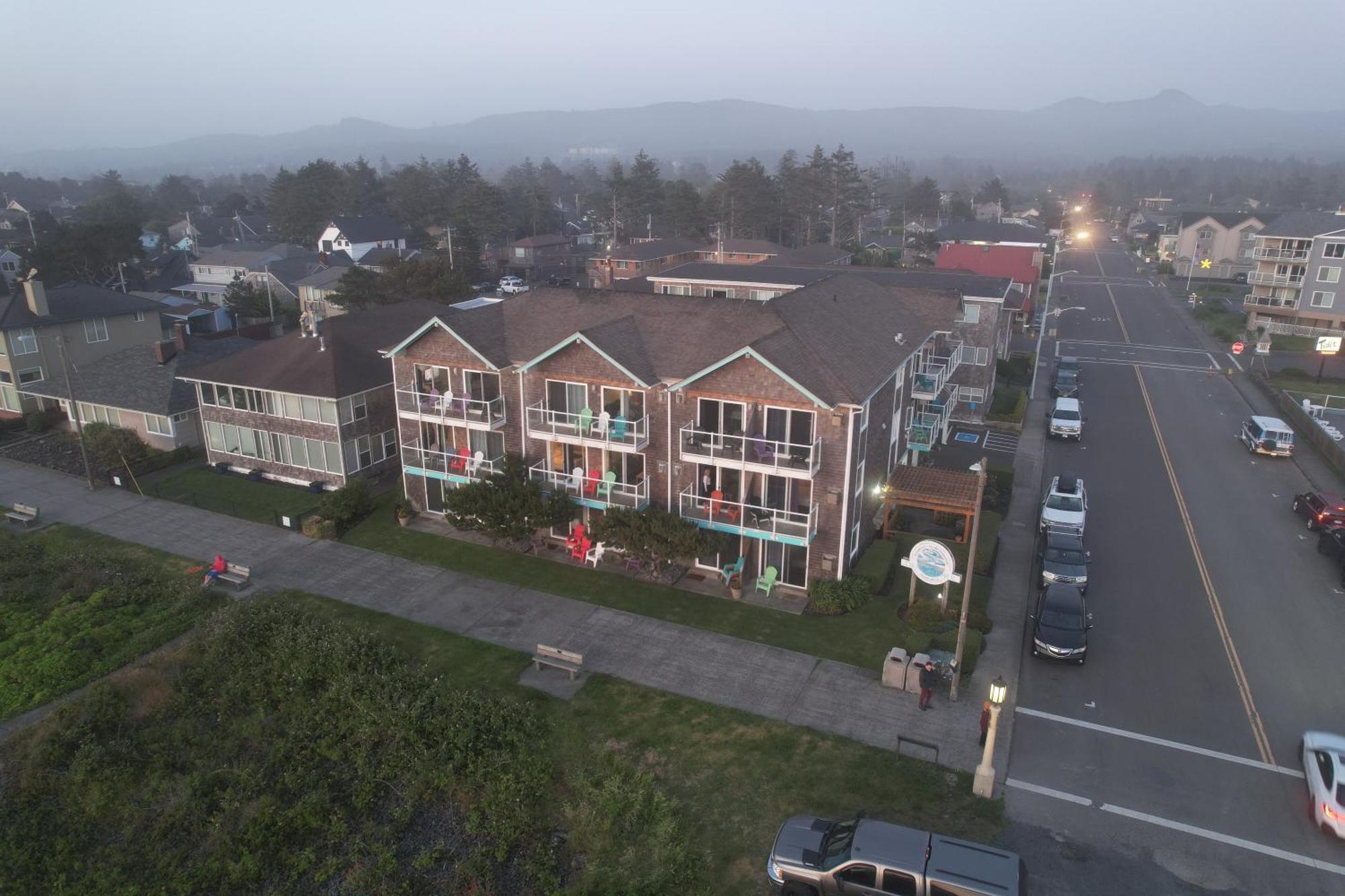 Inn At The Shore Seaside Exterior photo
